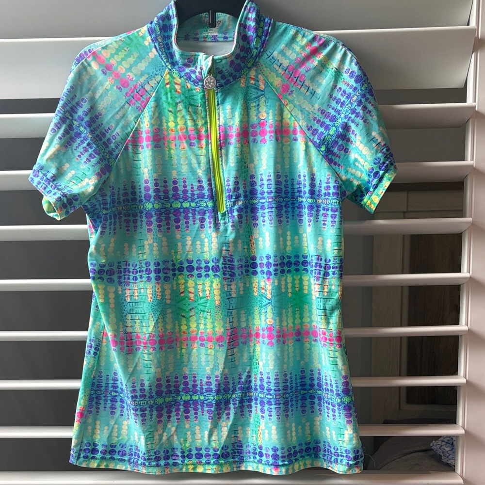 TZU TZU  Women's Short Sleeve Fitted Zip Up Golf Shirt; Sz: M; EUC